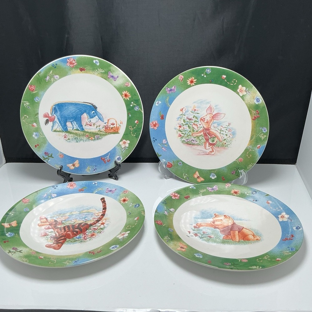 Disney "Simply Pooh" Dessert Plates Set of‎ 4 Indonesia  8 1/4" Winnie The Pooh